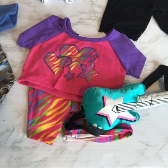 Build a bear BAB brown teddy bear plush with soccer shoes and outfits bundle - Picture 3 of 14